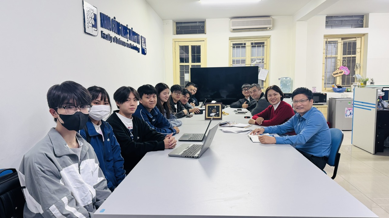 The Faculty of Information Technology is proud to have 4 teams qualify for the final round of HUCE-INTECH 2025.