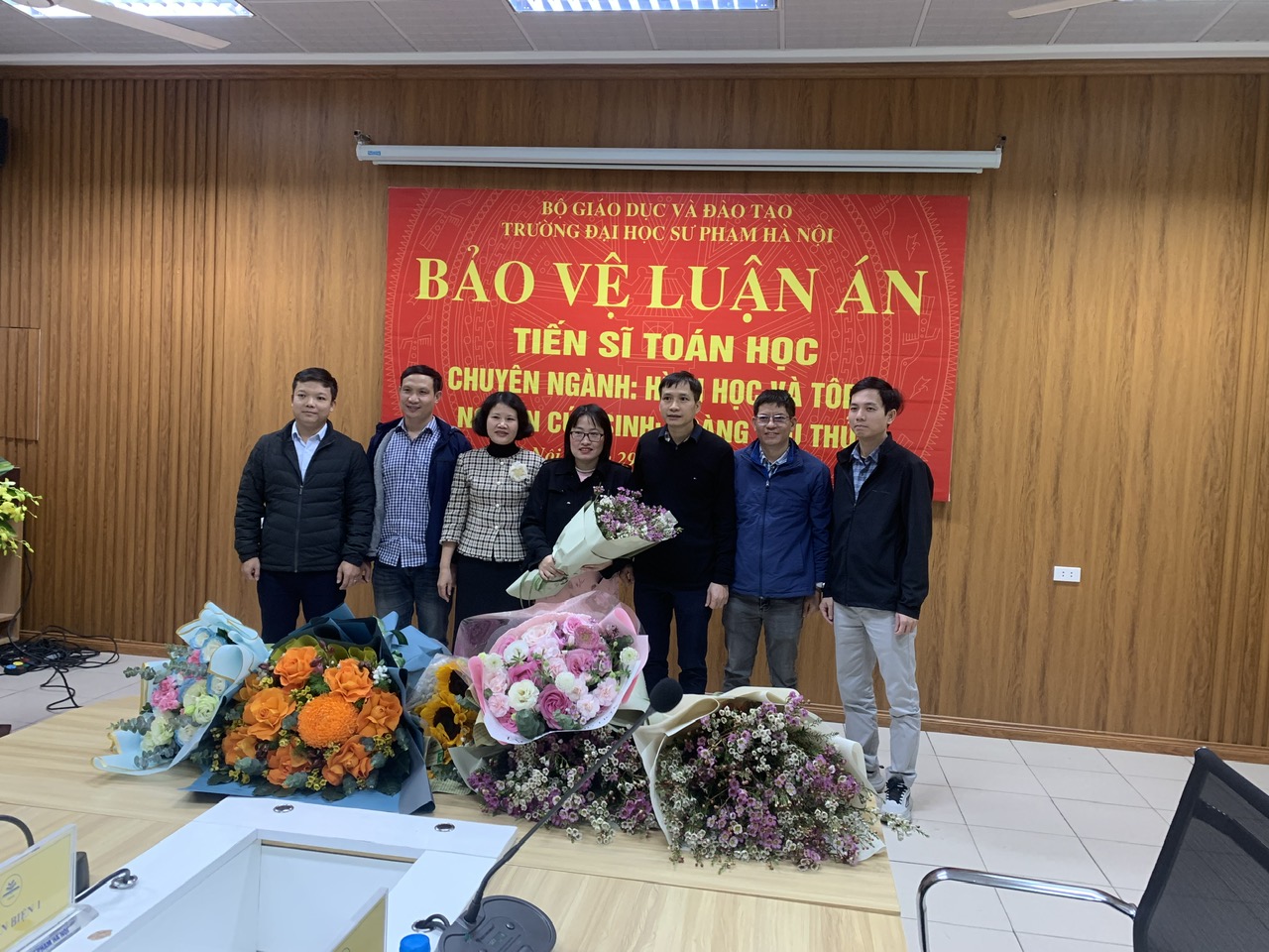 CONGRATULATIONS TO MS. HOANG THU THUY ON SUCCESSFULLY DEFENDING HER DOCTORAL THESIS IN MATHEMATICS