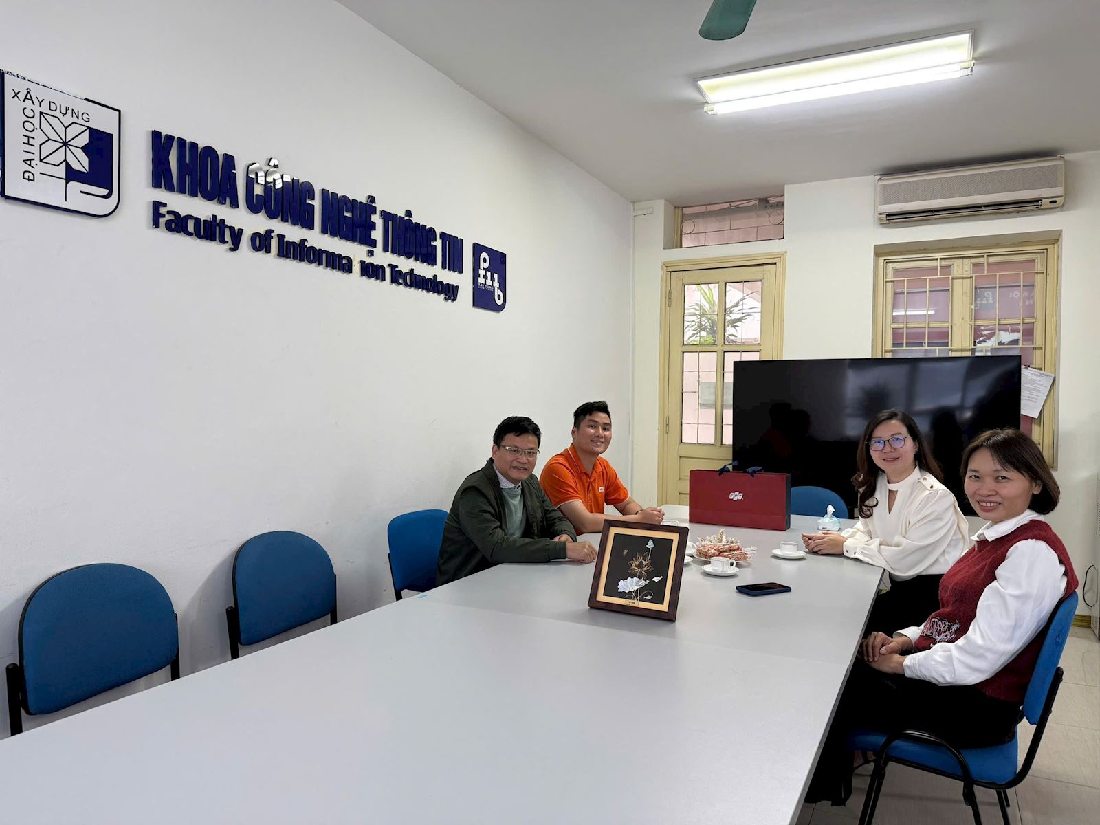 FPT SOFTWARE – HAPPY NEW YEAR AND WORKING WITH THE FACULTY OF INFORMATION TECHNOLOGY