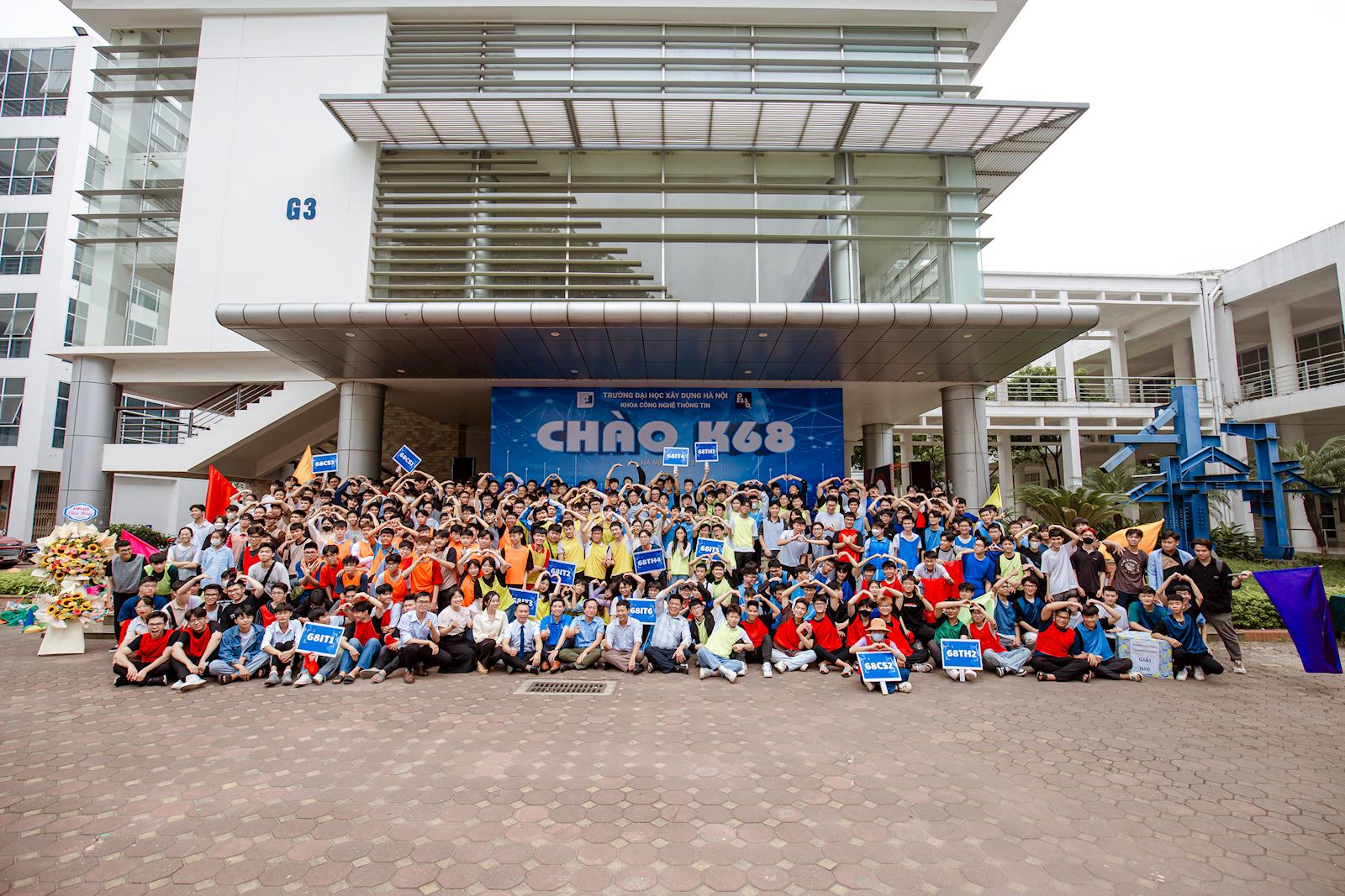 Welcome to the new students of K68, Faculty of Information Technology.