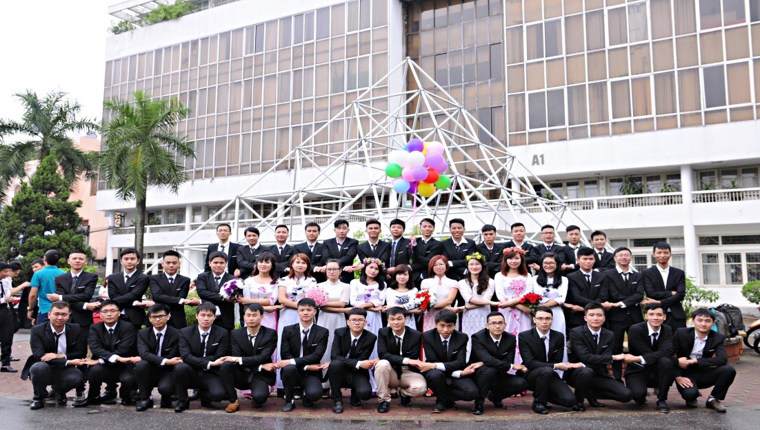 Choose to study Information Technology at the University of Civil Engineering.